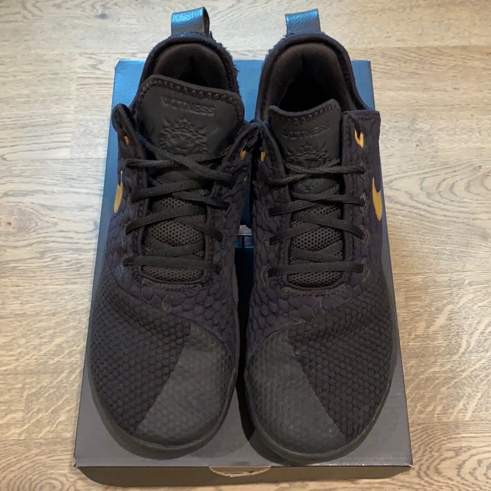 Nike Lebron Witness III Sneakers